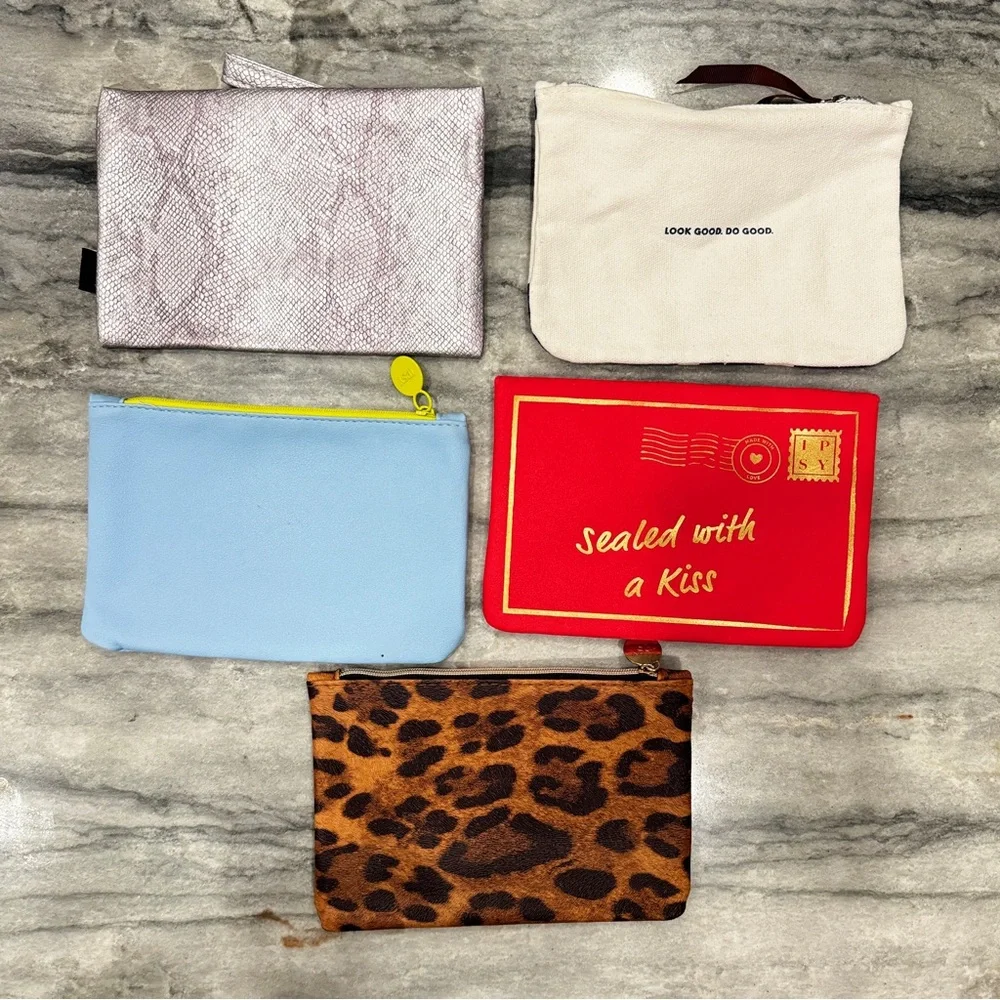 Ipsy Cosmetic Bags Lots - 5‎